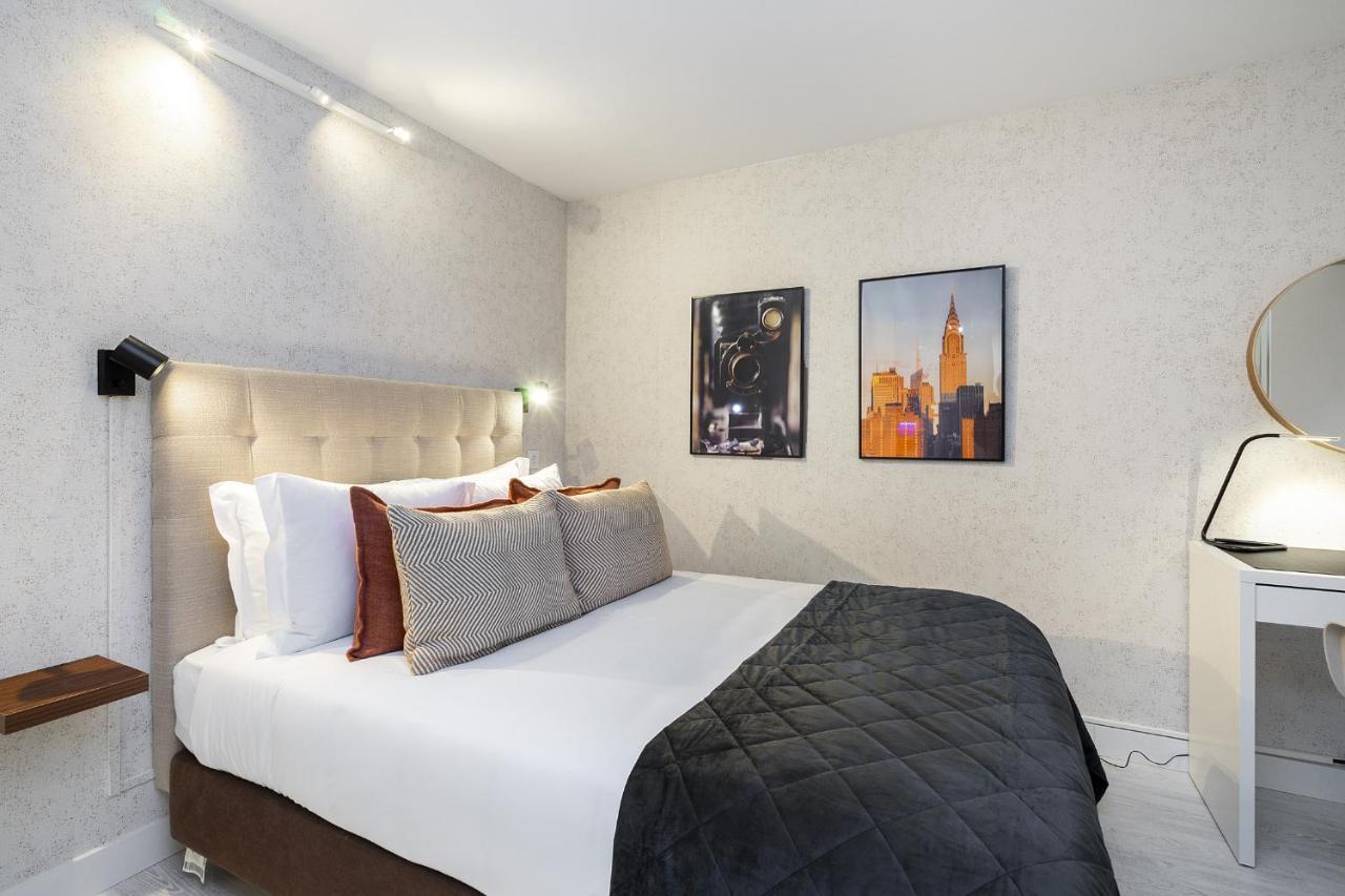Whome Lisbon'S Best Kept Secret: 2-Bed W/Ac & Patio ภายนอก รูปภาพ